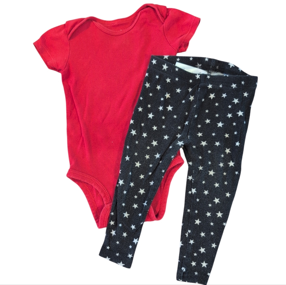 🍁2/$7🍁 CARTER'S Red Black White Star Patterned Outfit